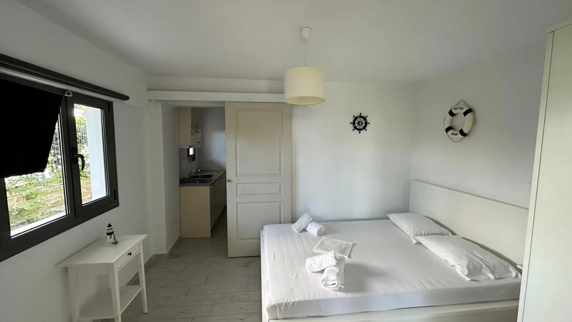 La Casa Al Mare Aparthotel Mola Kalyva
